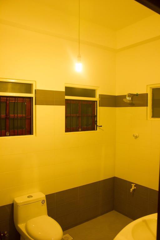Hotel Senora Катарагама Номер фото